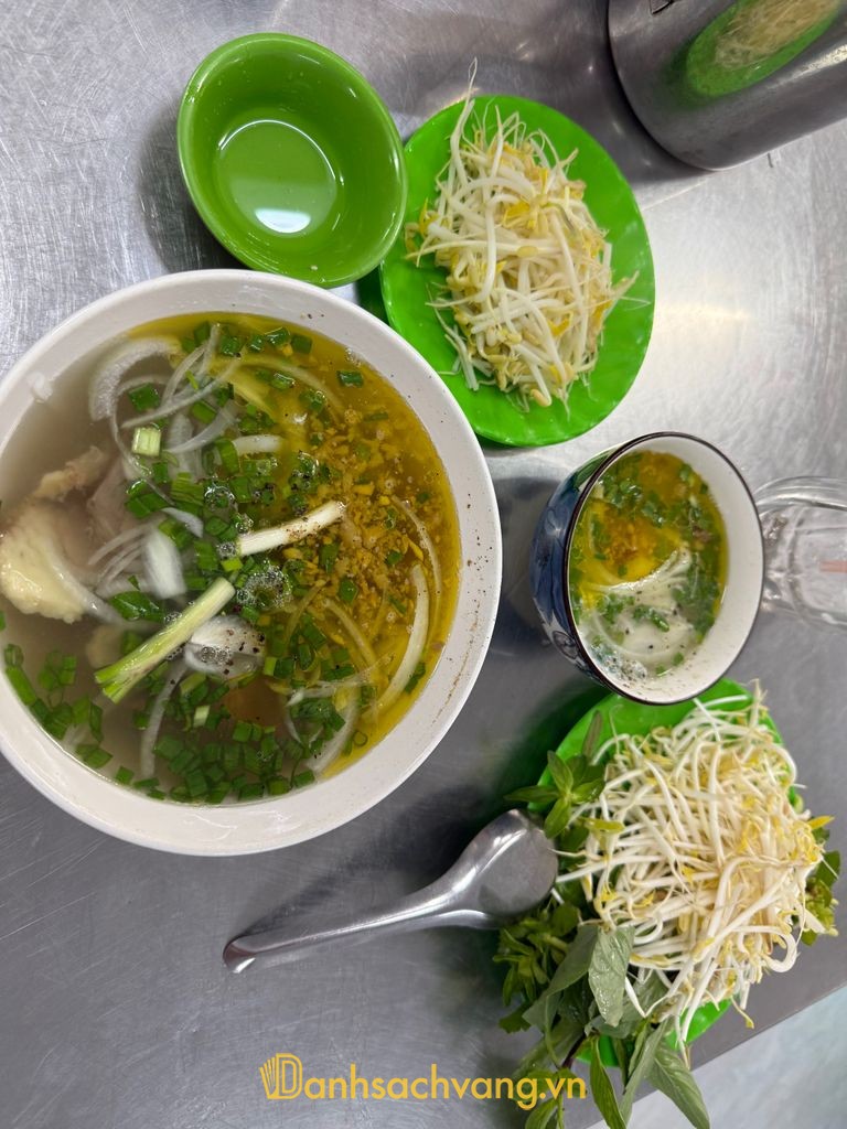 Phở Năm Te tại Trần Nhật Duật Long Xuyên - địa chỉ ăn phở An Giang