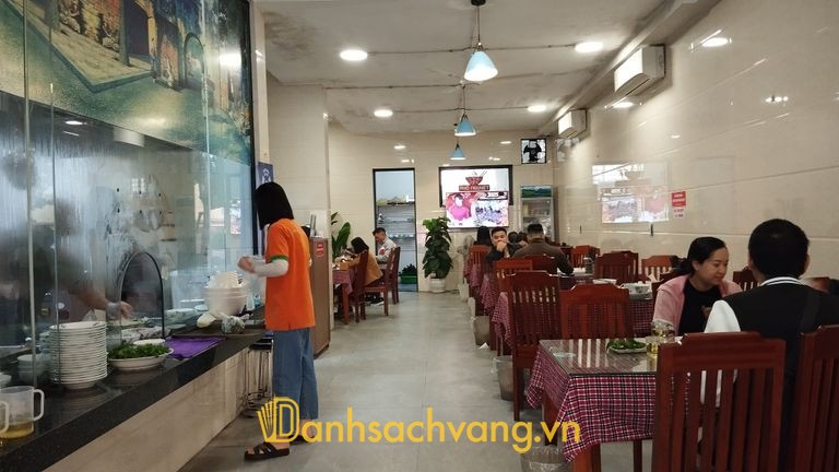 Phở Nguyệt Lý Quốc Sư - quán phở bò Hà Nội ở Hà Tĩnh
