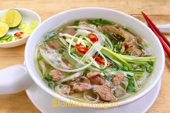 Phở Gia Truyền Bà Minh - quán phở bò truyền thống ở Hồng Lĩnh Hà Tĩnh