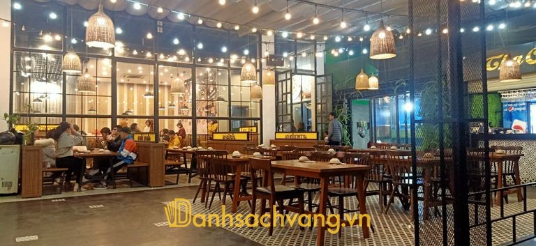Nhà Hàng Thachang Hạ Long - quán Thái ven biển Quảng Ninh