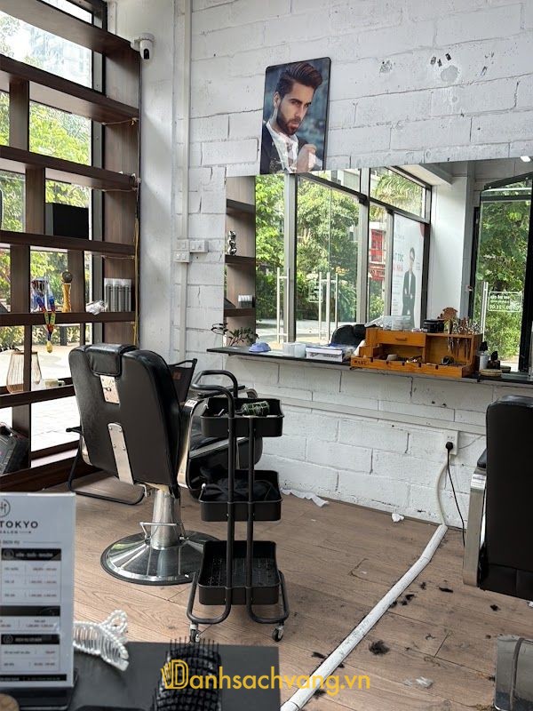 Hiếu Tokyo Hair Salon - salon nhuộm tóc ở Hưng Yên