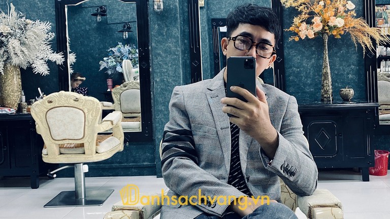 Lý Nguyễn Hair - salon nhuộm tóc tại An Giang
