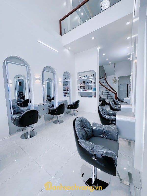 Hair Salon Công Ben - salon tóc Cà Mau