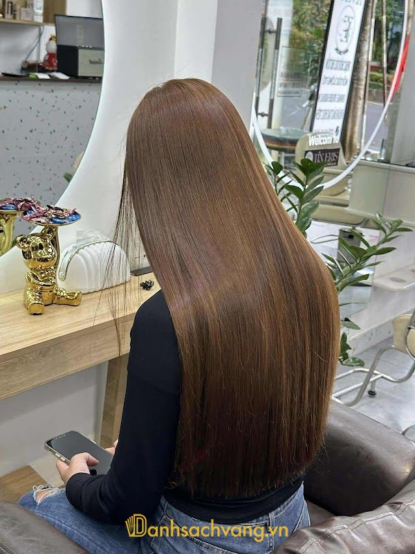 Tín Eris Hair Salon - salon tóc ở Gia Lai