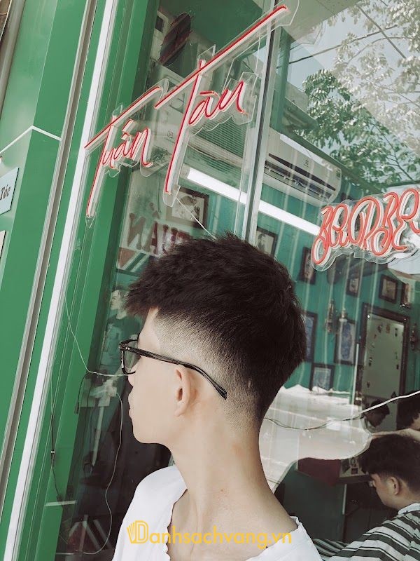 Tuấn Tàu Barber Shop tại Đông Hà