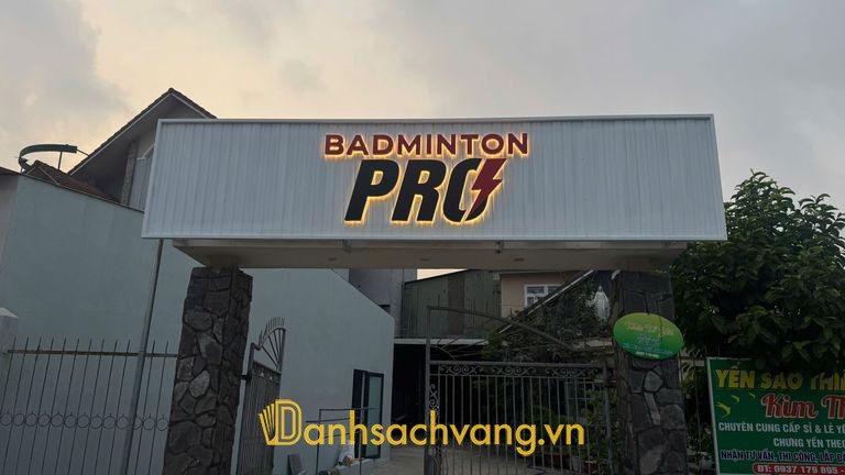 Sân Cầu Lông Pro Badminton tại Bình Minh Đồng Nai với không gian chơi cầu sạch đẹp