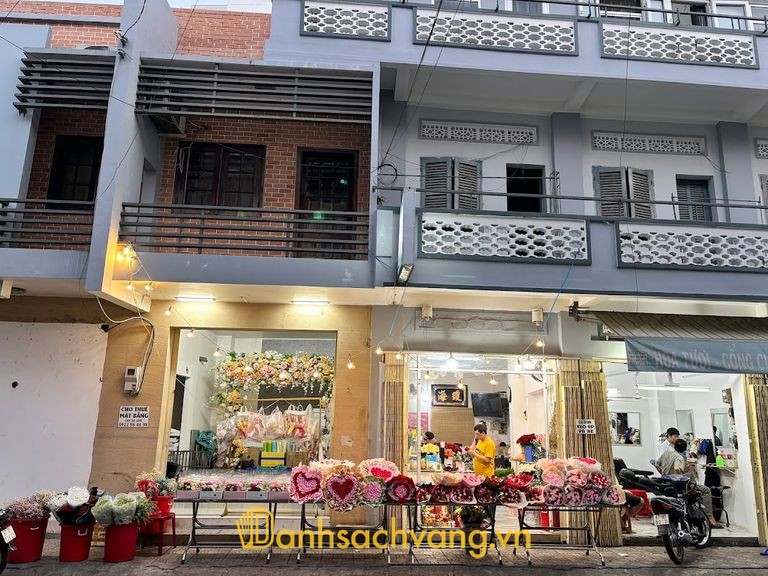 Shop Hoa Tươi Minh Trí - 1 Sương Nguyệt Anh, Phường Châu Đốc