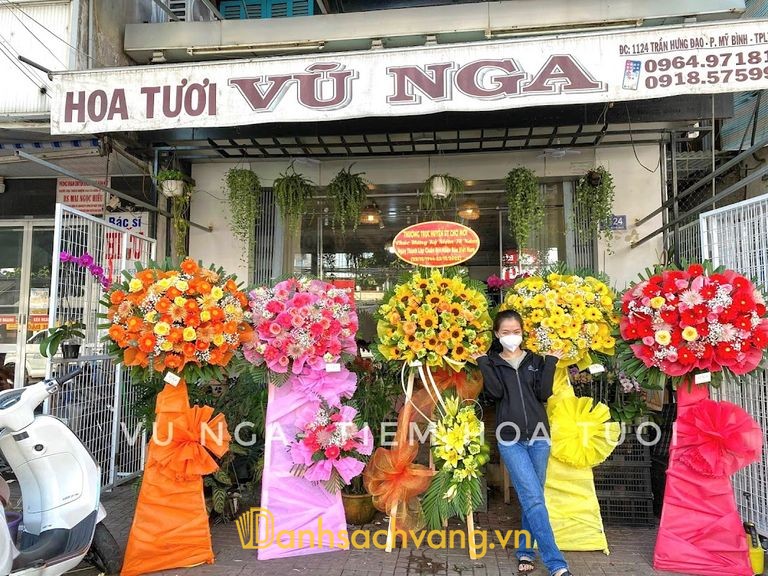Shop Hoa Tươi Vũ Nga - 02 Bạch Đằng, Phường Long Xuyên