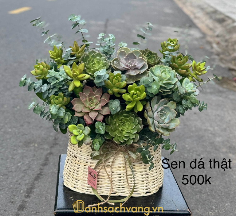 Shop Hoa Phuong Flowers & Fruits – Đường Lê Duẩn, Phường Long Xuyên
