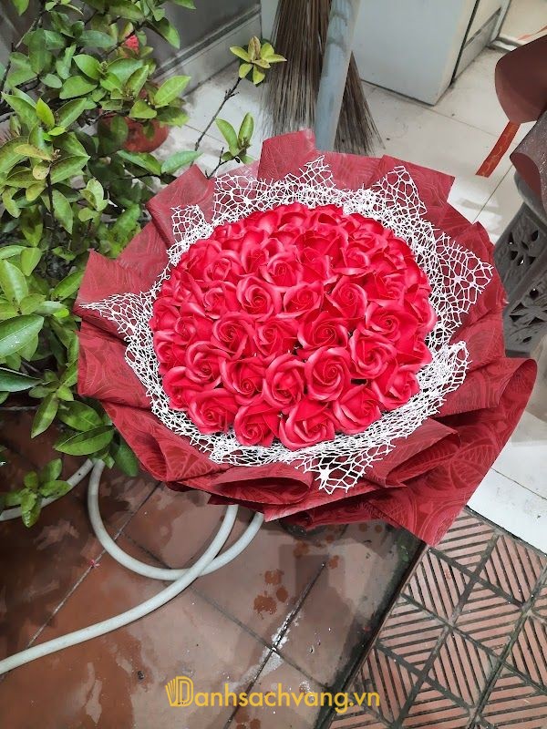 Cửa Hàng Hoa Lụa - Hoa Tươi - Hoa Huế, 229 Thống Nhất