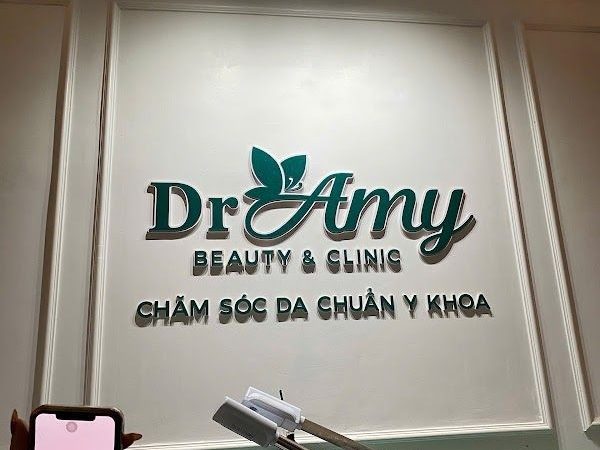 10 Spa trị mụn ở Nghệ An nổi tiếng, được nhiều khách hàng đánh giá cao