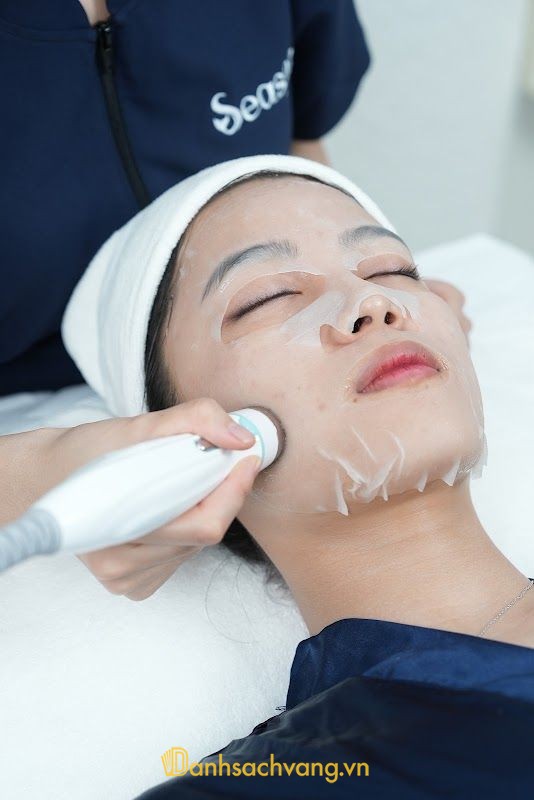 Hana Spa Vinh chăm sóc da mụn tại Nghệ An