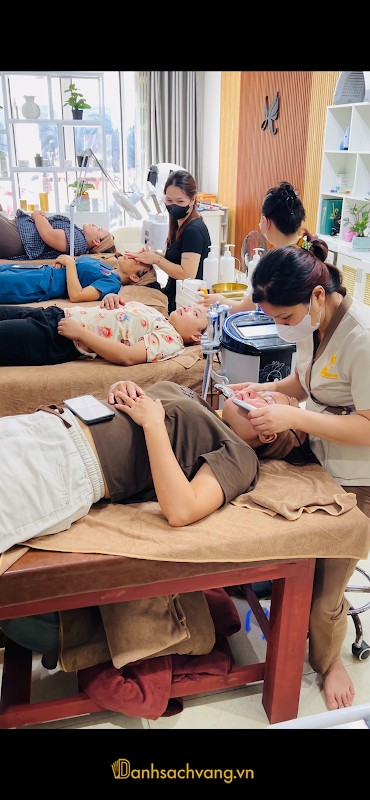MOON LEE Spa - chăm sóc da mụn tại Thanh Hóa