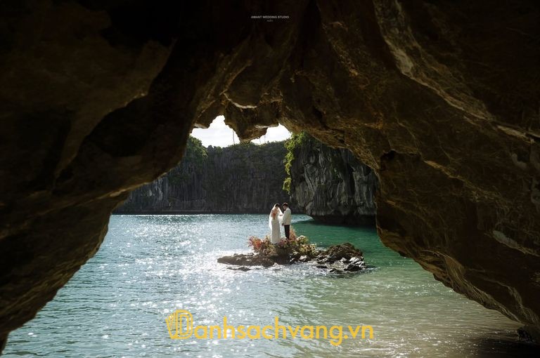 Amant Studio chụp ảnh cưới và váy cưới tại Quảng Ninh