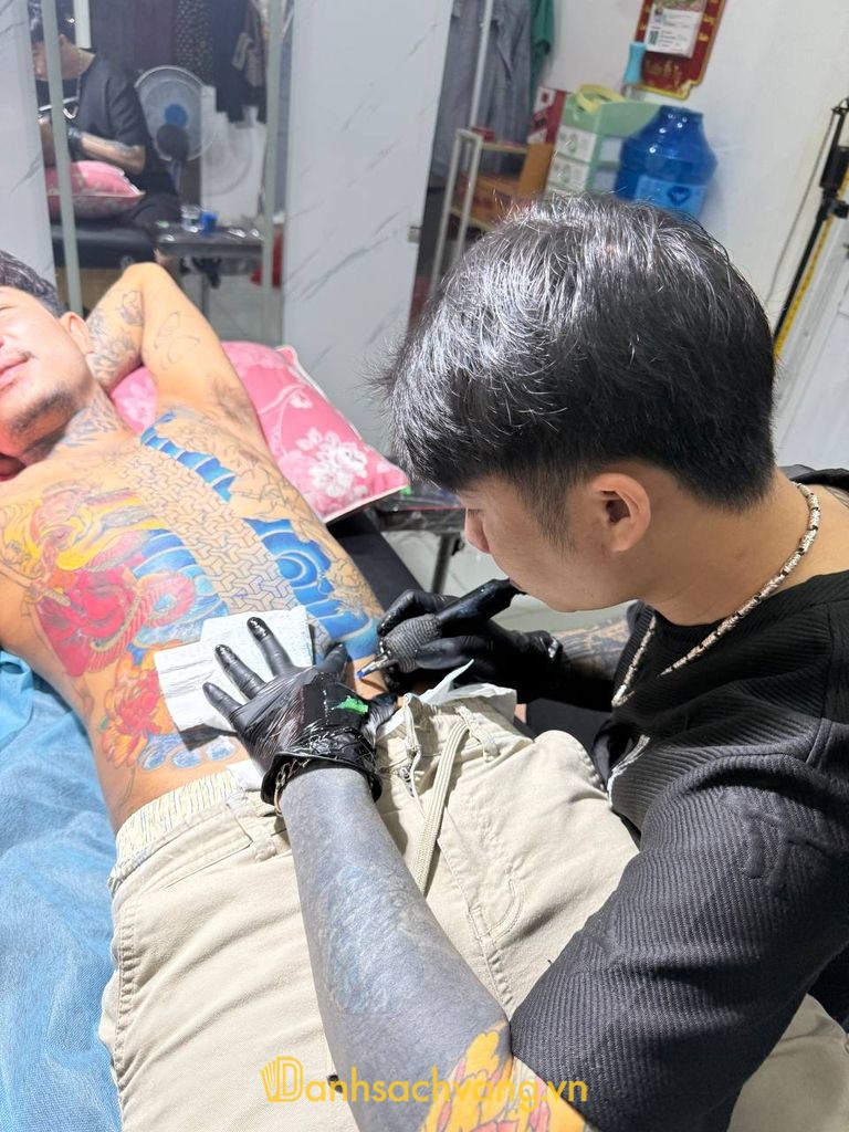 Xăm Hình Phong Thổ Cửa Khẩu Lai Châu - studio tattoo nghệ thuật theo yêu cầu