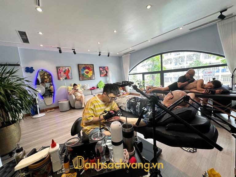 Hiếu Trung Nguyễn Tattoo Studio - studio tattoo xăm hình ở Quảng Ninh tại 12 Monbay, Hồng Gai
