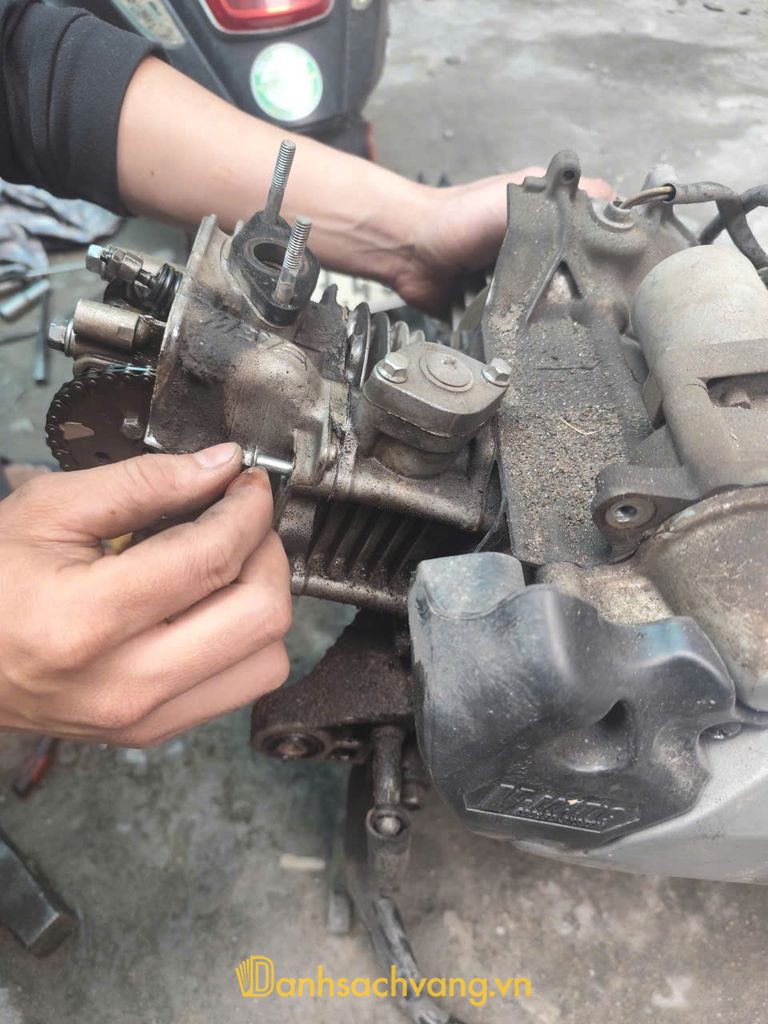 Đại Dương Motor - tiệm sửa xe máy lưu động ở Hà Nội
