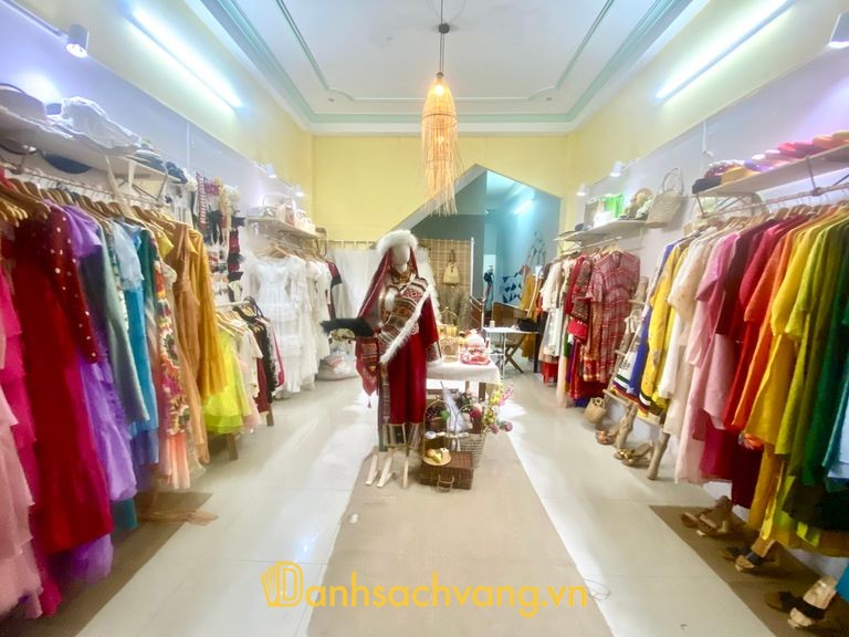 Cỏ Đà Nẵng - thuê áo dài Việt phục và váy vintage tại Đà Nẵng