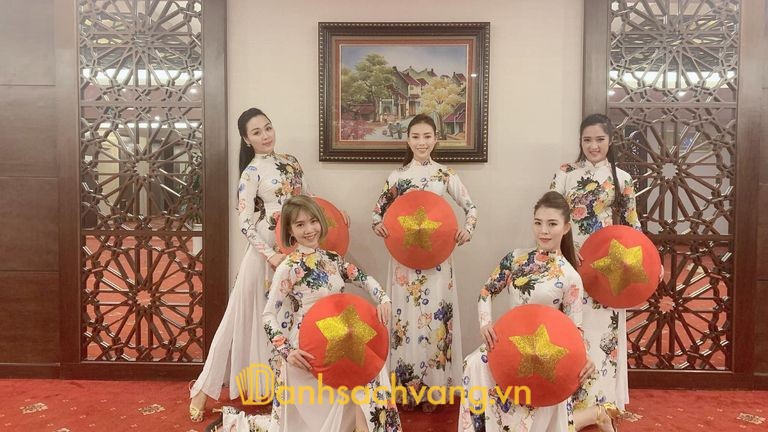 Trang Phục Biểu Diễn Đàm Linh - cửa hàng cho thuê trang phục tại Nghệ An