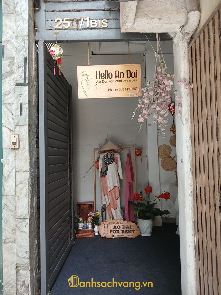 Ao Dai For Rent - địa chỉ thuê áo dài tại đường Hai Bà Trưng TPHCM