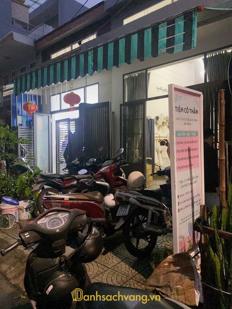 Tiệm Cô Thắm - địa chỉ thuê váy thiết kế ở Đà Nẵng