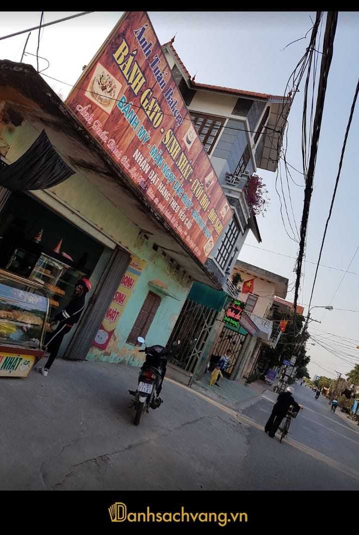 Bakery Cake shop - Tiệm bánh ngọt tại Đông Hưng Hưng Yên