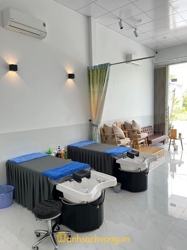 Tiệm Nail Huỳnh Trâm tại Hòa Long