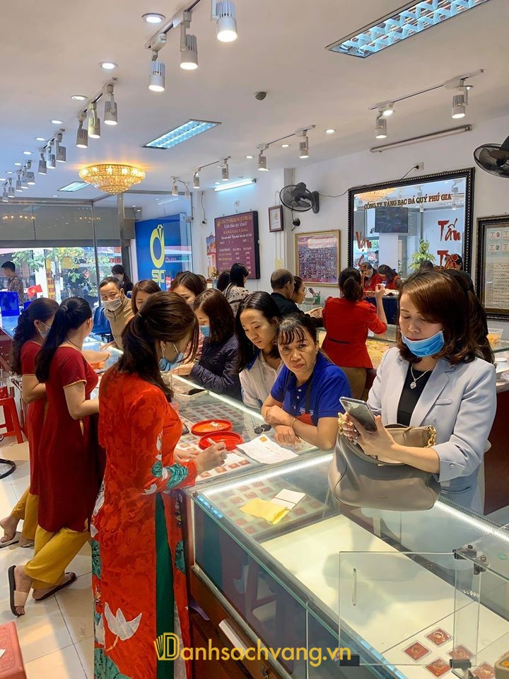 Vàng Bạc Đá Quý Phú Gia Thanh Hóa - 220 Lê Hoàn