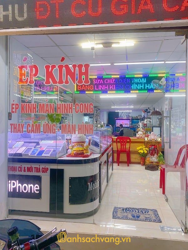 Xuyên Nguyễn Mobile - tiệm sửa điện thoại ở TPHCM