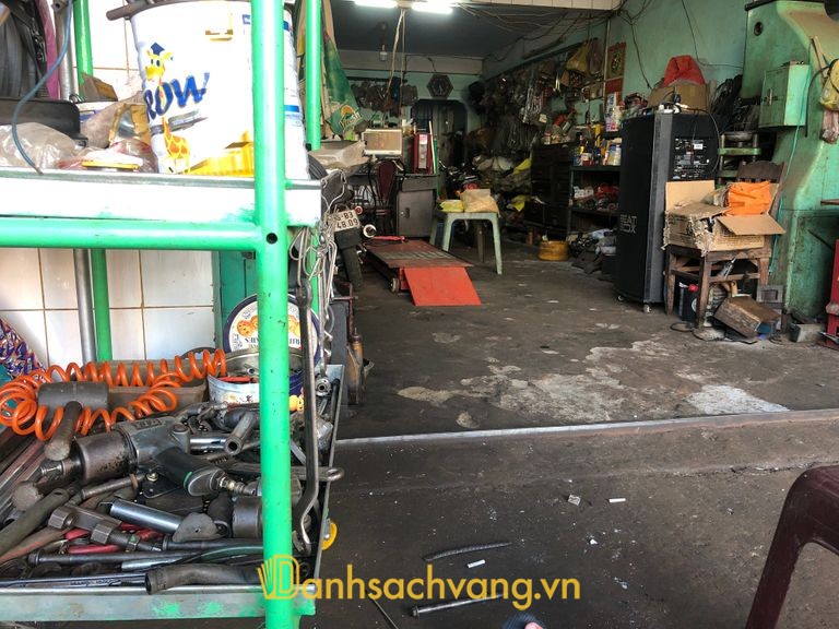 Tiệm Sửa Xe Hòa Long - sửa xe Honda Yamaha Vespa và cân vành tại Phước Bình Đồng Nai