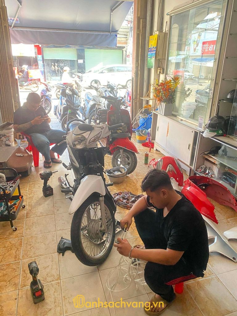 Sửa xe máy Phú Bảo - tiệm sửa xe máy ở Khánh Hòa