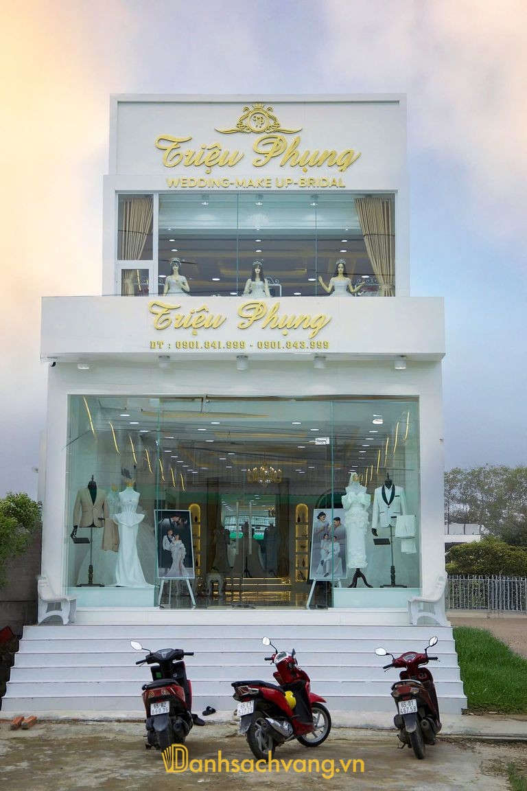 Studio Áo Cưới Triệu Phụng - trang điểm cô dâu Cần Thơ