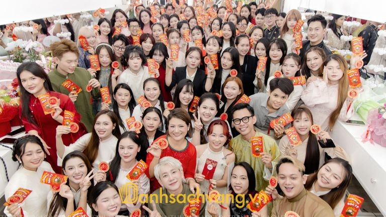 Ấm STUDIO - dịch vụ trang điểm cô dâu tại Hồng Ngự Đồng Tháp