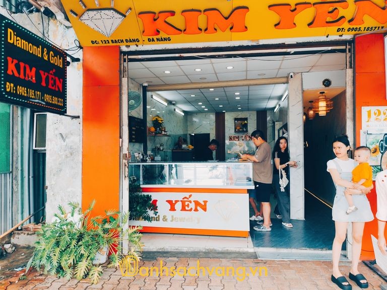 Hiệu Vàng Kim Yến tại 122 Bạch Đằng, Hải Châu, Đà Nẵng