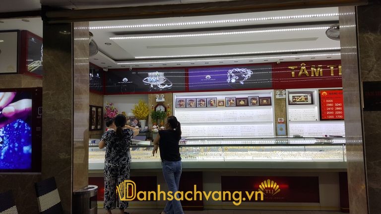 Tiệm Vàng Tâm Thịnh Lợi tại 34 Nguyễn Thái Học, Hải Châu