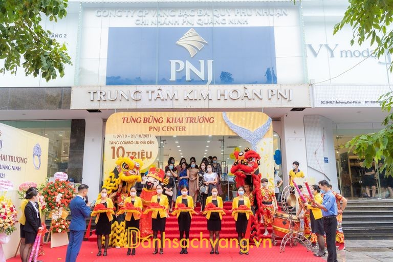 PNJ Trần Hưng Đạo - tiệm vàng ở Quảng Ninh
