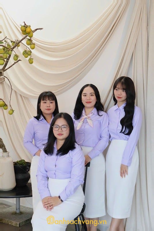 Trung tâm ngoại ngữ WHY ME ENGLISH