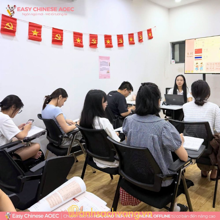 Trung Tâm Dạy Tiếng Trung Easy Chinese AOEC ở Đà Nẵng 