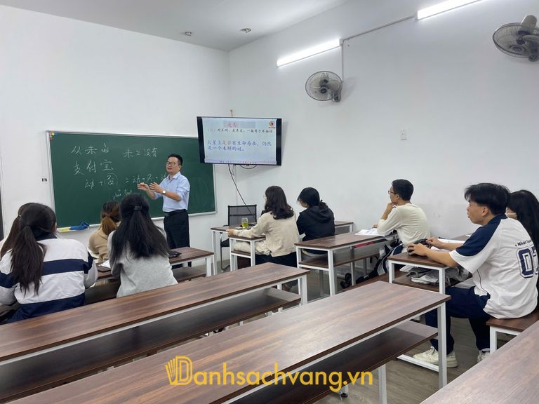Hoa Ngữ Kiến Văn - trung tâm dạy tiếng Trung ở Hải Phòng tại phố Lê Lợi