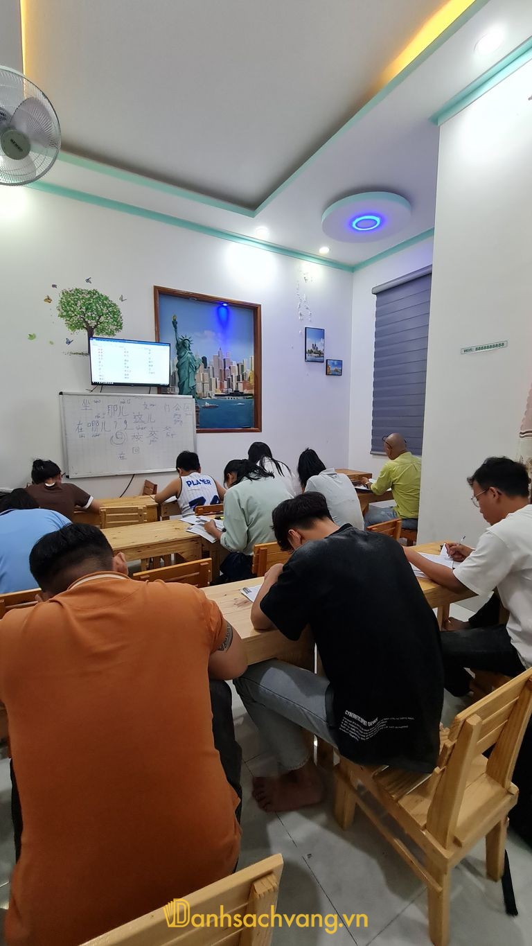 Tiếng Trung Phan Thiết Cô Huyền Tiếng Hoa - lớp dạy tiếng Trung tại Lâm Đồng