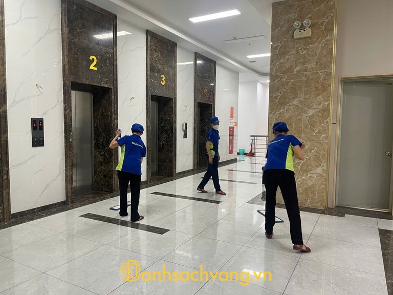 Công ty Sao Tây Hồ - vệ sinh công nghiệp ở Hà Nội